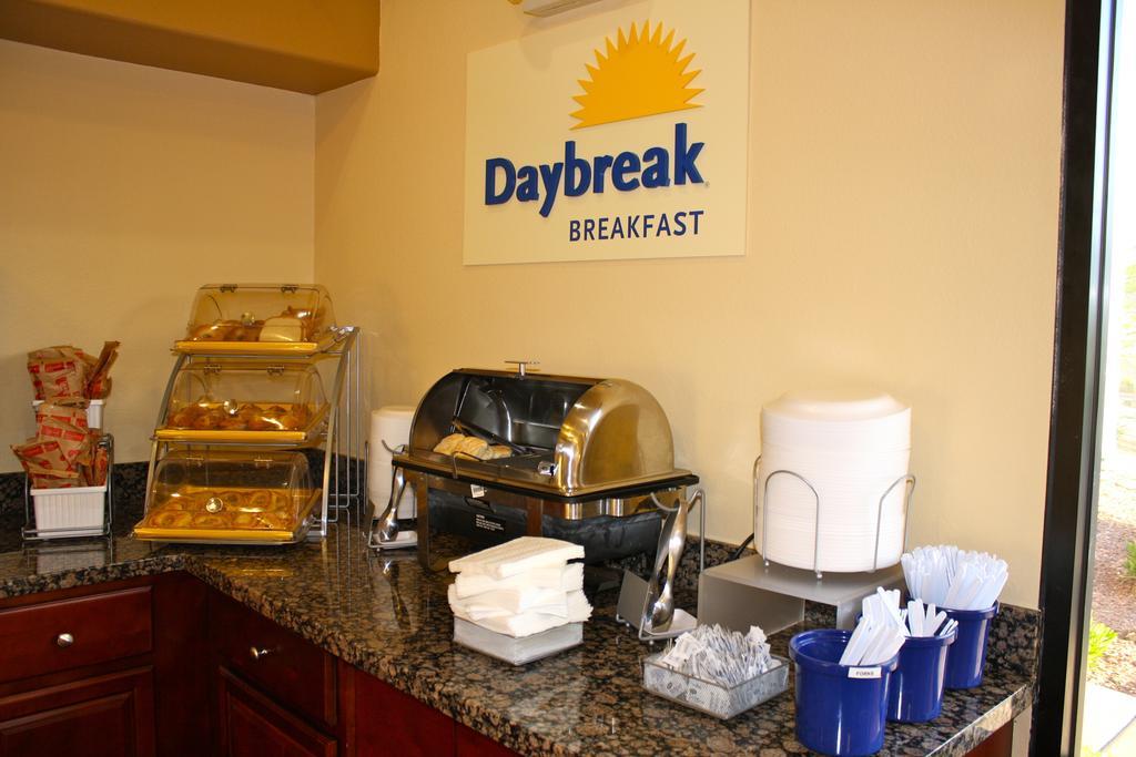 Days By Wyndham 3* Globe