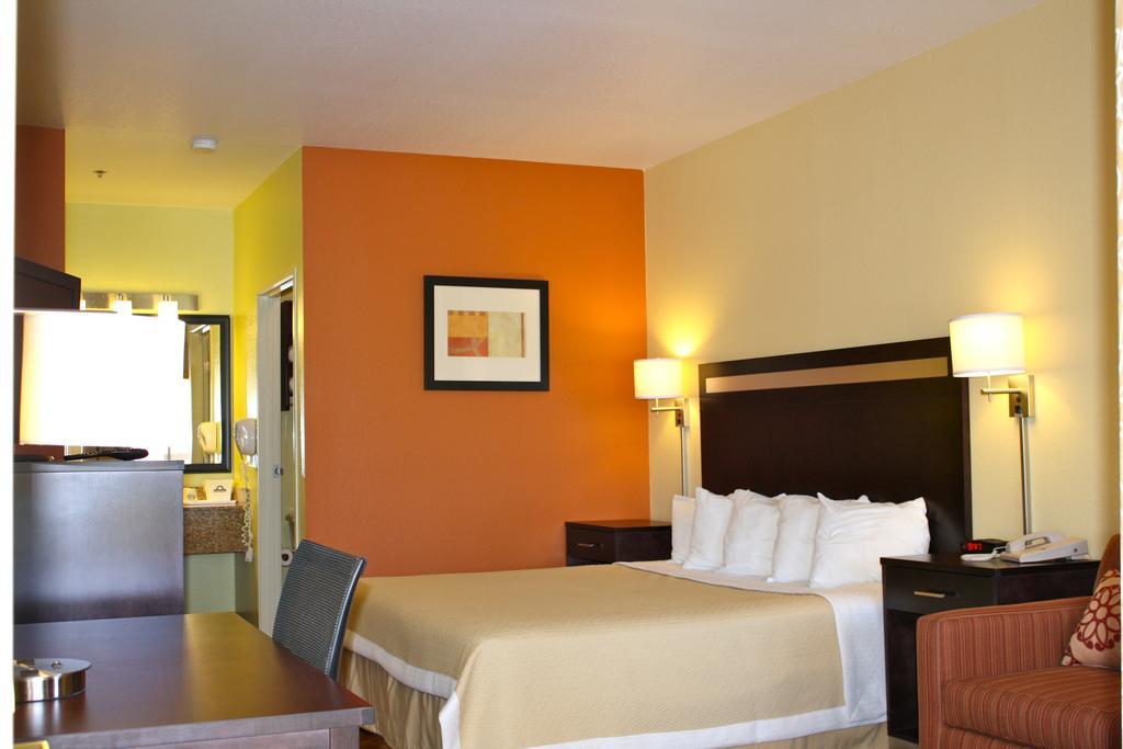 Days By Wyndham Motel Globe